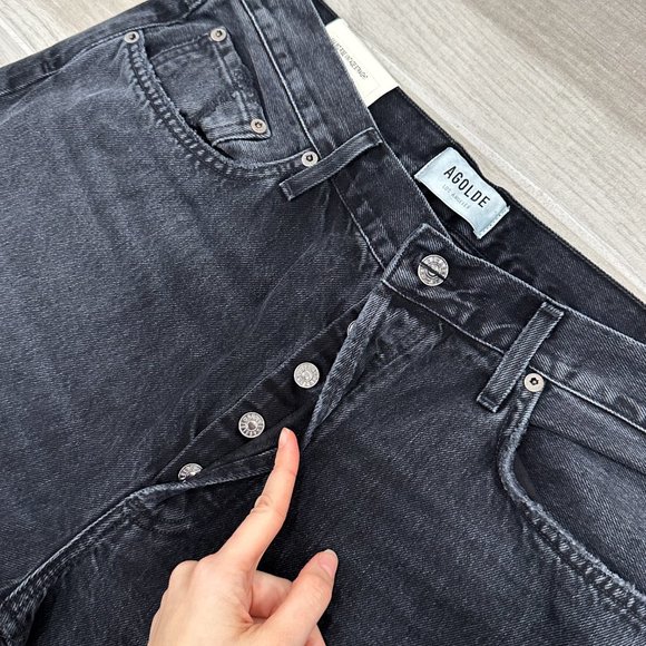Agolde Lana Mid Rise Vintage Straight in Disorder Washed Black Distressed Jeans - Picture 8 of 12